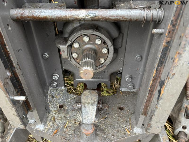 Claas Axion 850 CMATIC 4 WD traktor 37