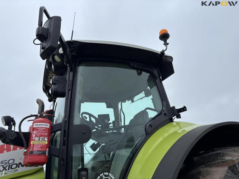 Claas Axion 850 CMATIC 4 WD traktor 48