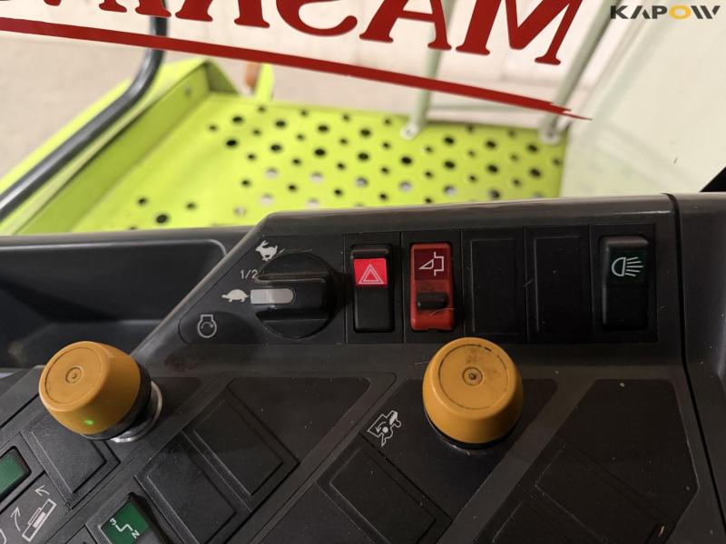 Claas Lexion 560 + 25 fod skærebord 43