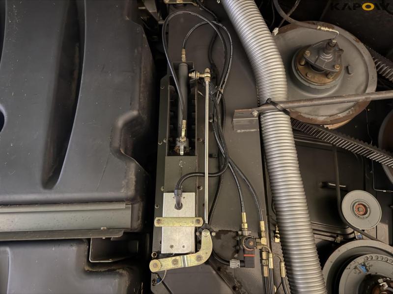 Claas Lexion 560 + 25 fod skærebord 60