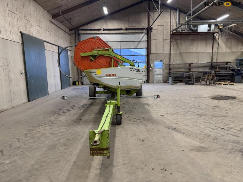 Claas Lexion 560 + 25 fod skærebord 70