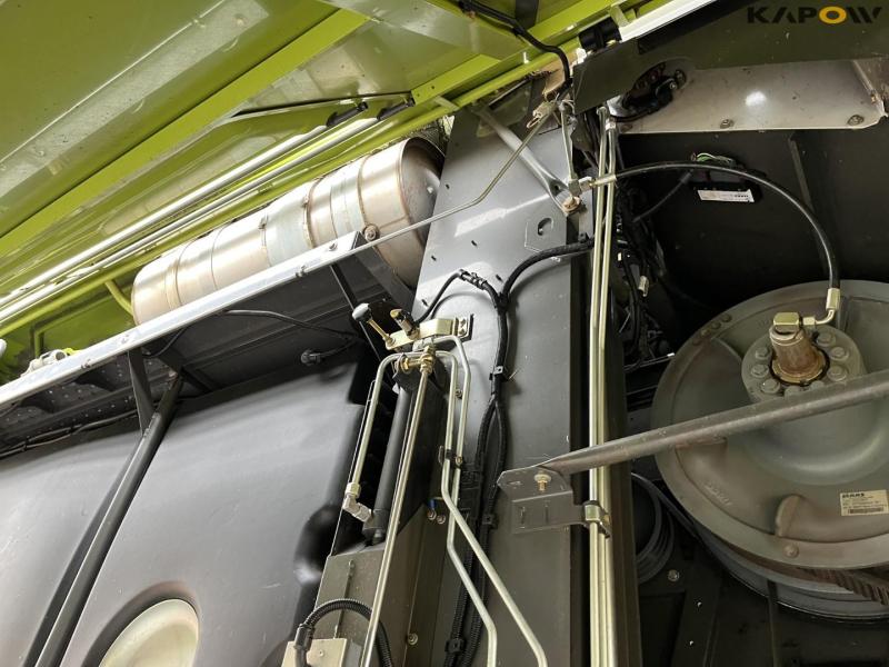 Claas lexion 760 mejetærsker med 31 fods skærebord 23