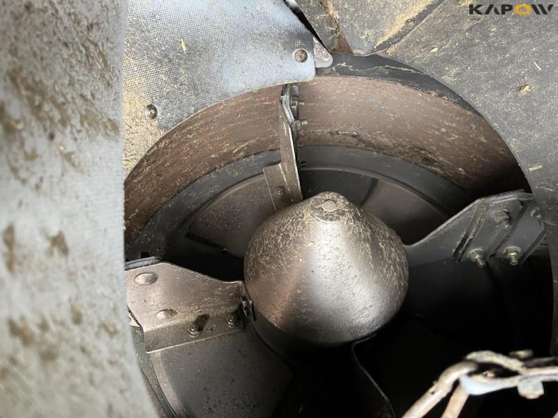 Claas lexion 760 mejetærsker med 31 fods skærebord 26