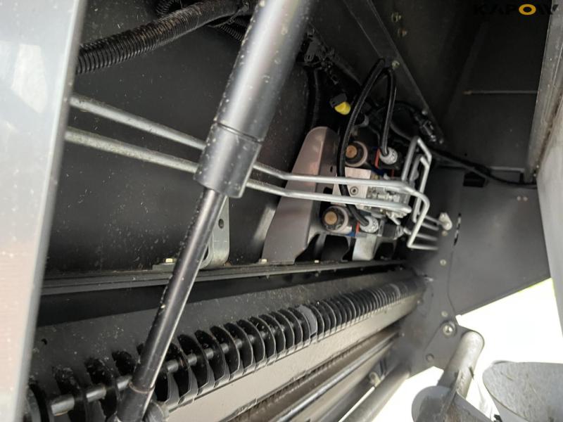 Claas lexion 760 mejetærsker med 31 fods skærebord 28