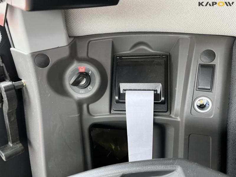 Claas lexion 760 mejetærsker med 31 fods skærebord 53