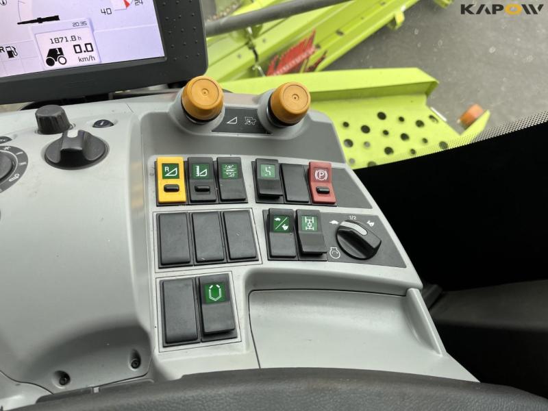 Claas lexion 760 mejetærsker med 31 fods skærebord 55