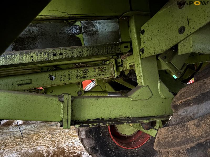 Claas Quadrant 2100 RotoCut presser 27