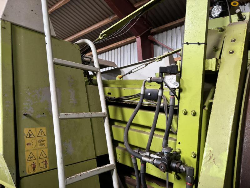 Claas Quadrant 2100 RotoCut presser 42