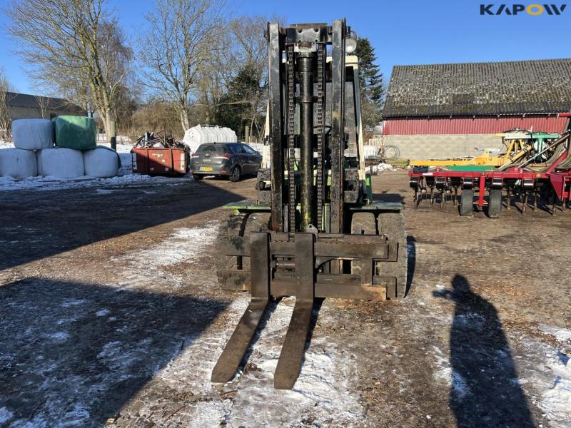 Clark 5 tons gaffeltruck 2