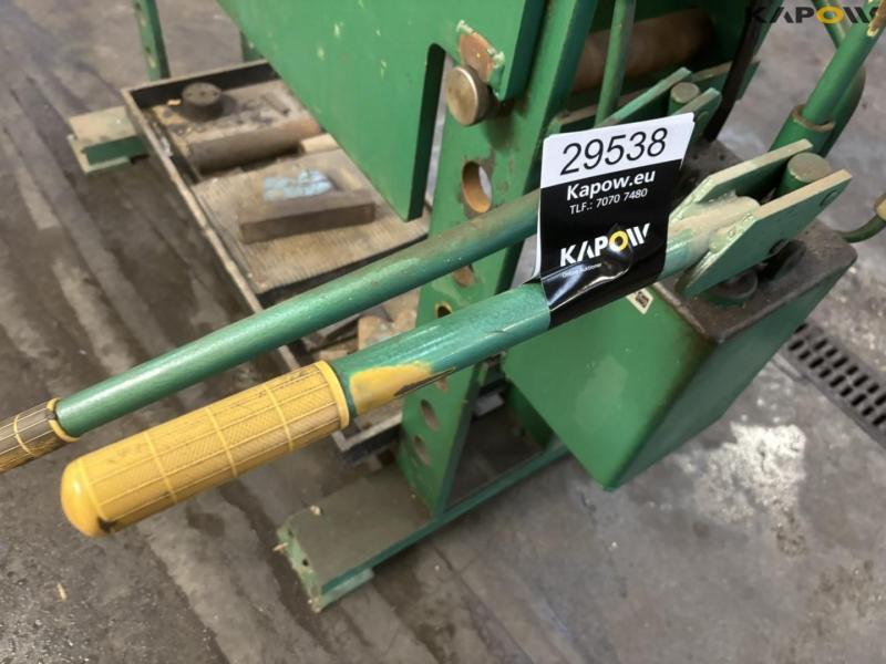 Compac HP60 presser 25