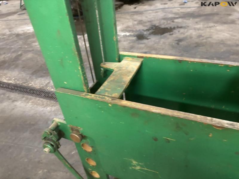 Compac HP60 presser 33