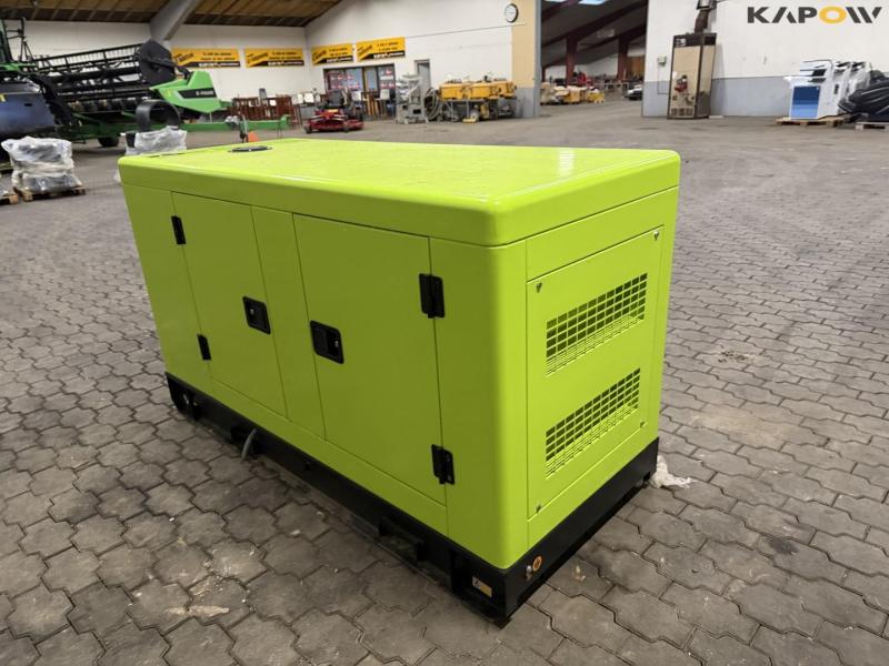 Compal Power VG-R30 generator 5