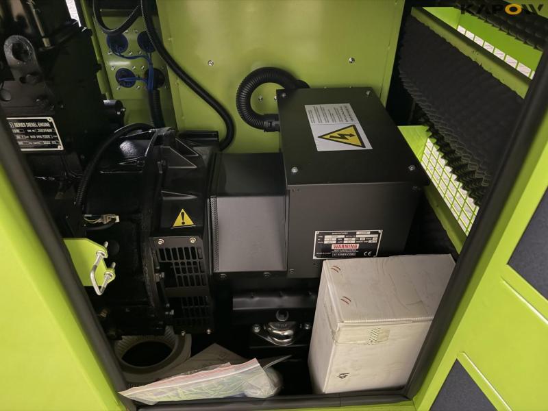 Compal Power VG-R30 generator 17