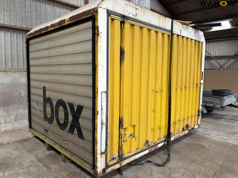 Container med alu. skydeporte 3