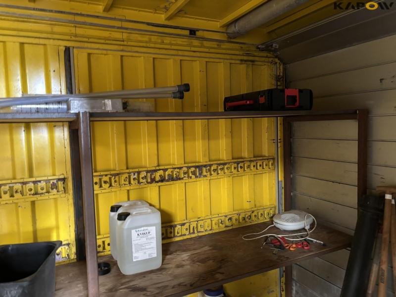 Container med alu. skydeporte 23