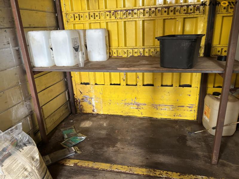 Container med alu. skydeporte 25