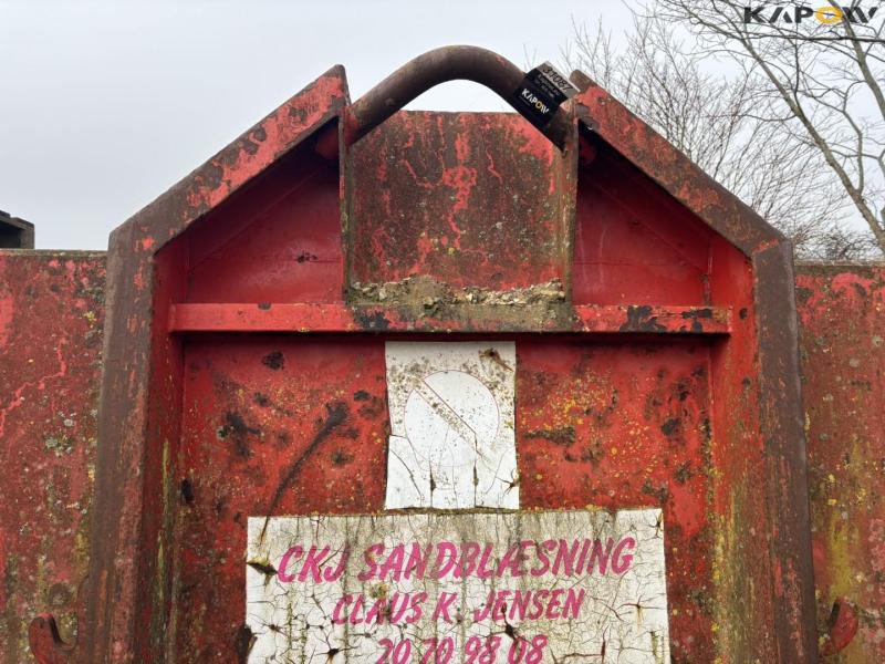 Container med kroghejs 8