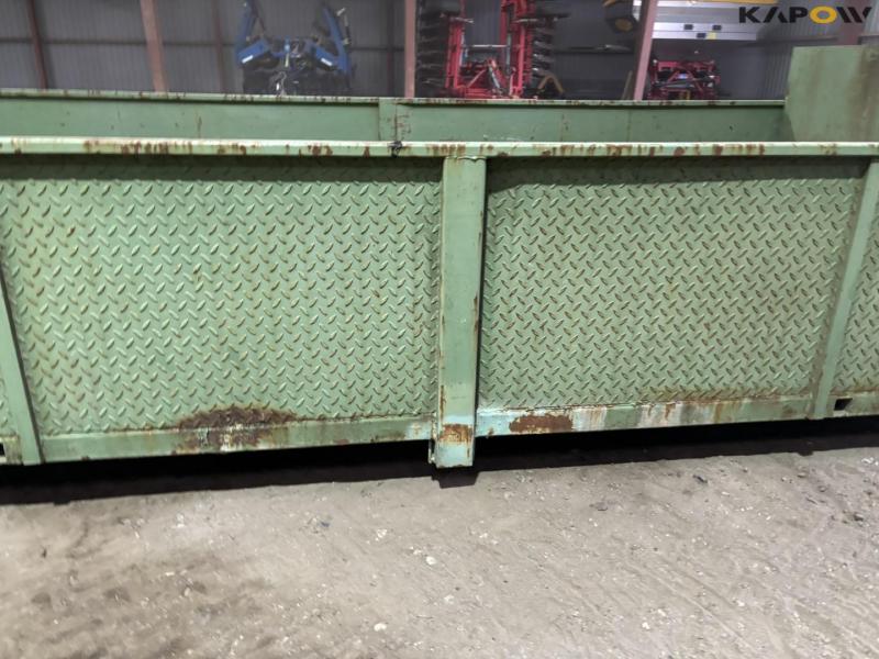 Container til krog og wire 17