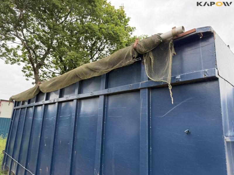 Container 13