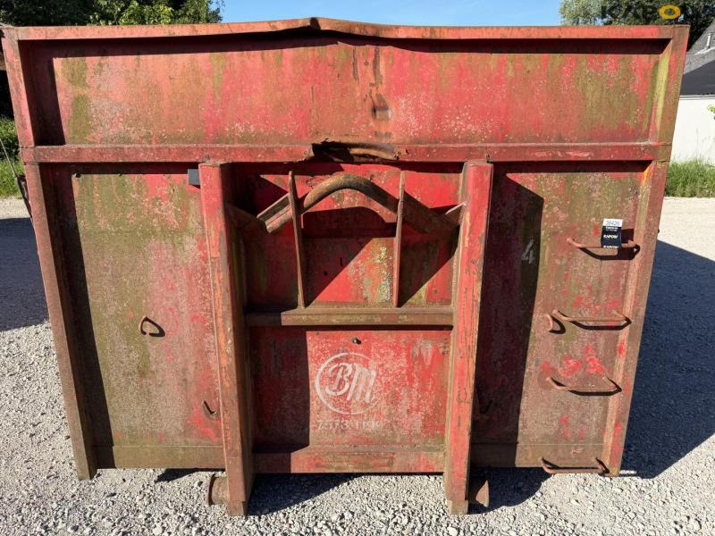 Container 9