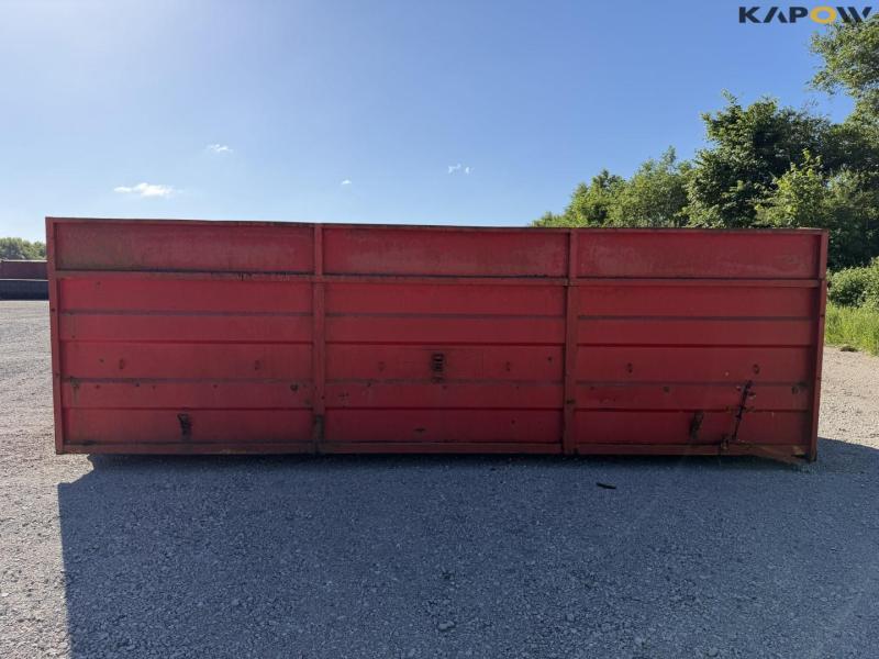 Container 8
