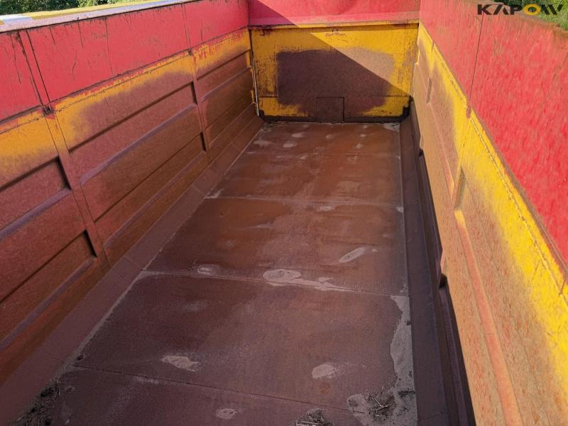 Container 19