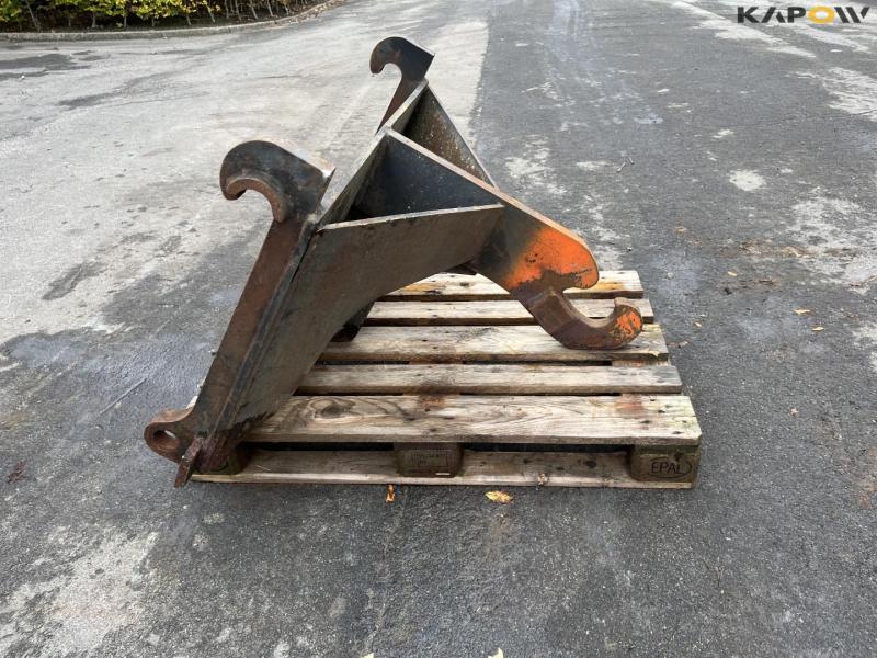 Containerkrog med Volvo hitch 2