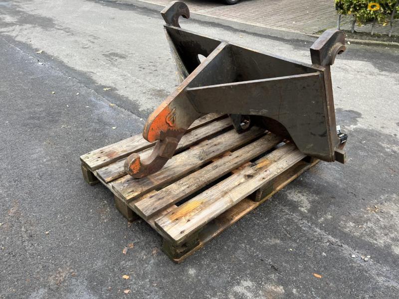 Containerkrog med Volvo hitch 7