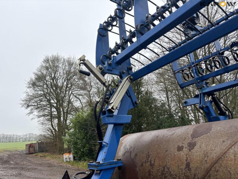 Dal-bo græstromler med strigle 17