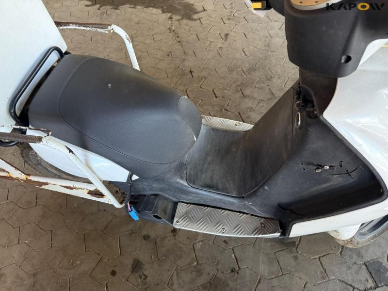 DAO 365 Elektrisk knallert med boks. 12