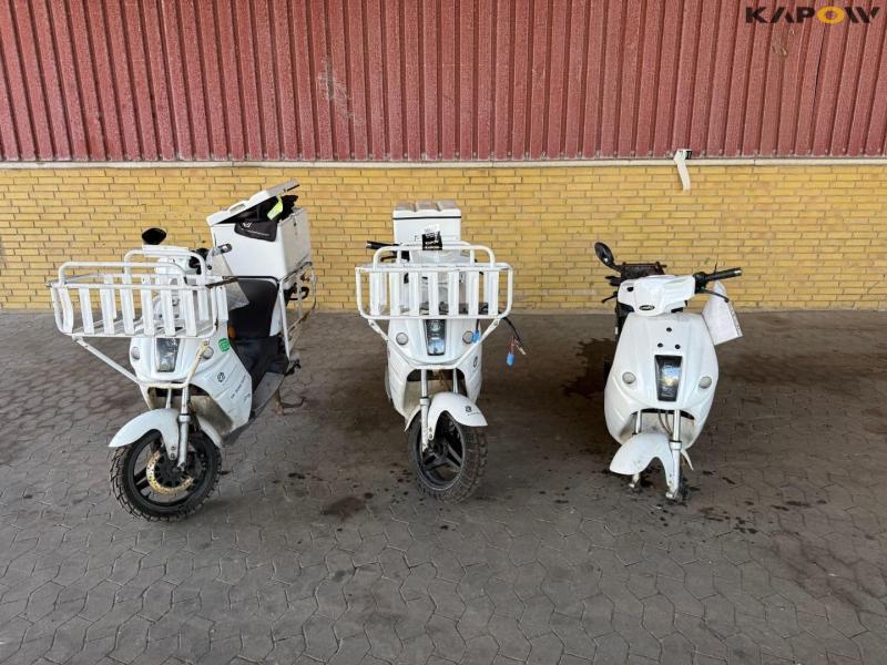 DAO 365 Elektrisk knallert 2