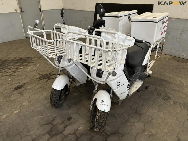 DAO 365 Elektrisk knallert 1