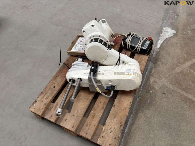 Denso HM-40853M robotarm 4