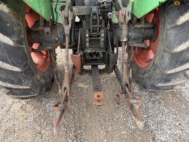 Deutz D8006 traktor 22