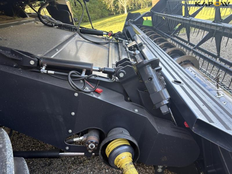 Deutz Fahr C9306 TS mejetærsker 24