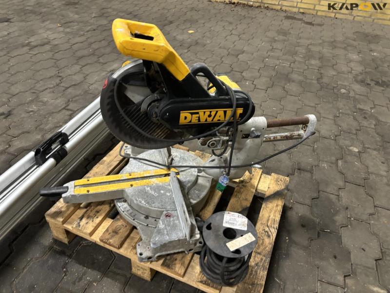 Dewalt DW708 Kap/geringssav 9
