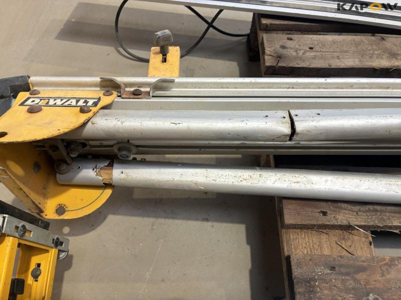 Dewalt Kap/-Geringssav 29