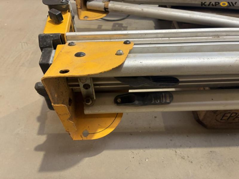 Dewalt Kap/-Geringssav 34