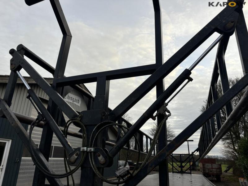 Dinapolis halmvogn med hydraulisk klapbar sider 14