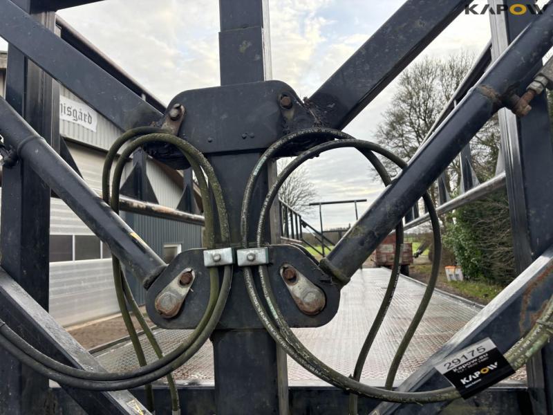 Dinapolis halmvogn med hydraulisk klapbar sider 15