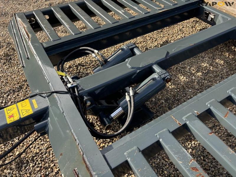 Dinapolis LL9 maskintrailer 19