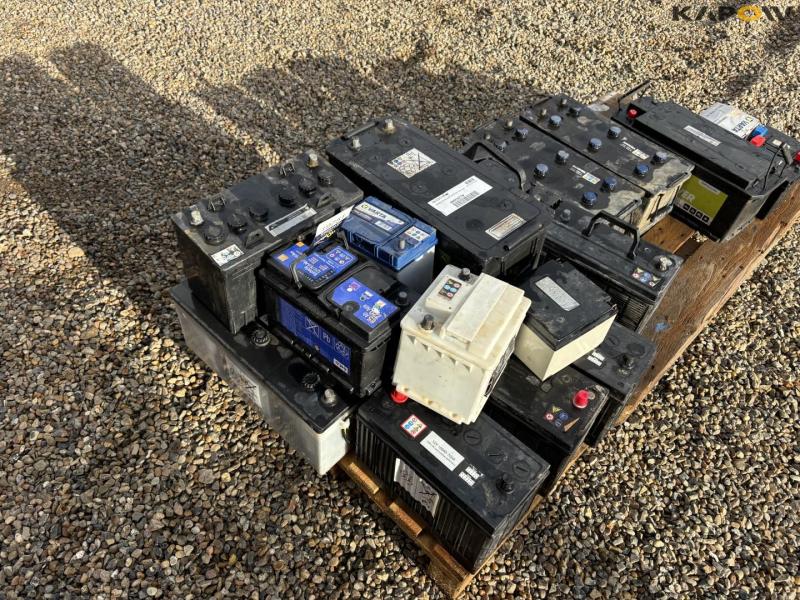 Diverse batterier 11