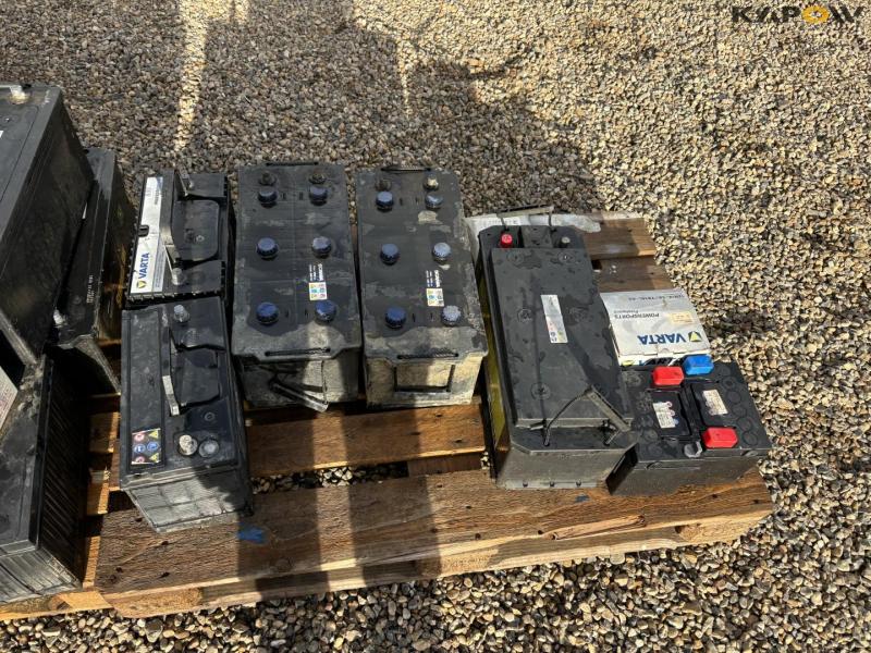 Diverse batterier 14