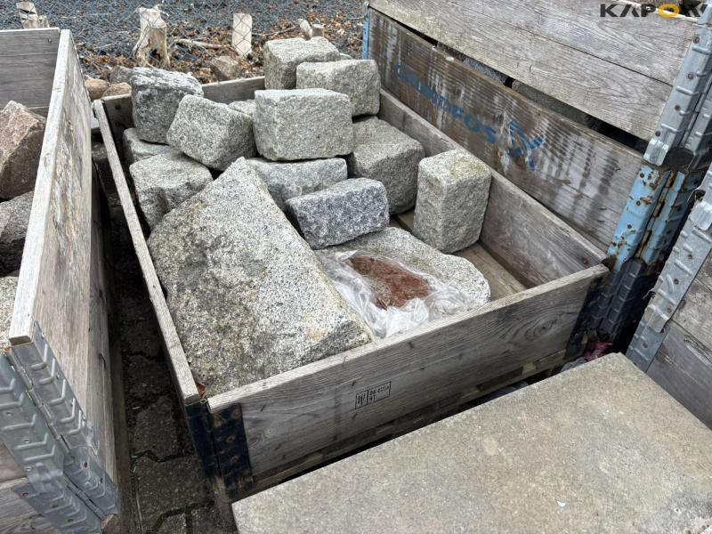 Diverse belægningssten 36