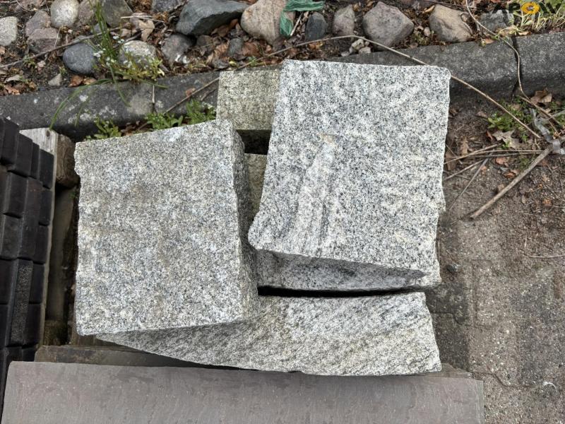 Diverse belægningssten 103