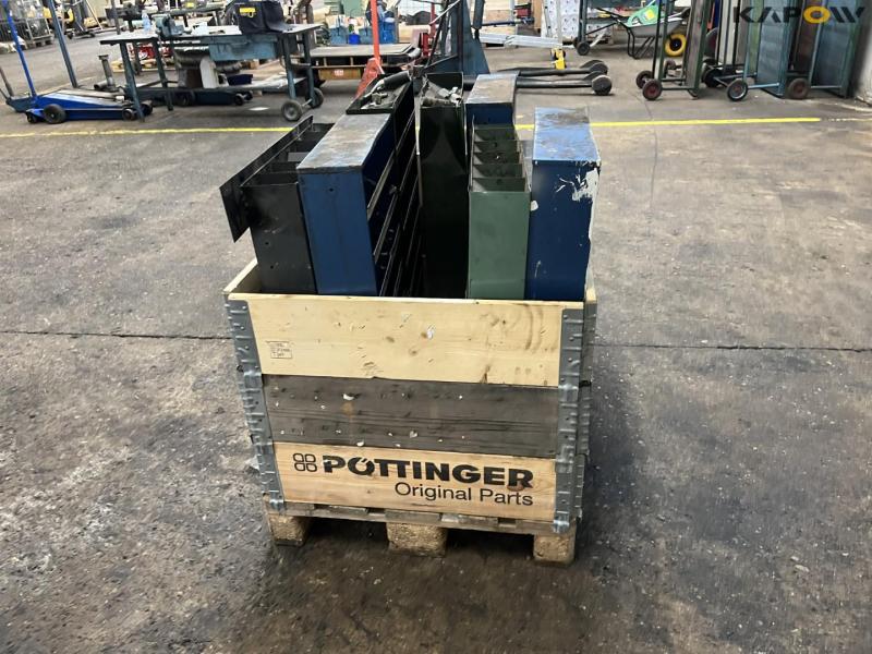 Diverse bolte, møtrikker og boltreoler. 8