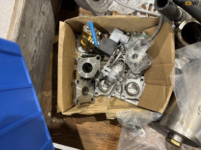 Diverse dele og fittings 7