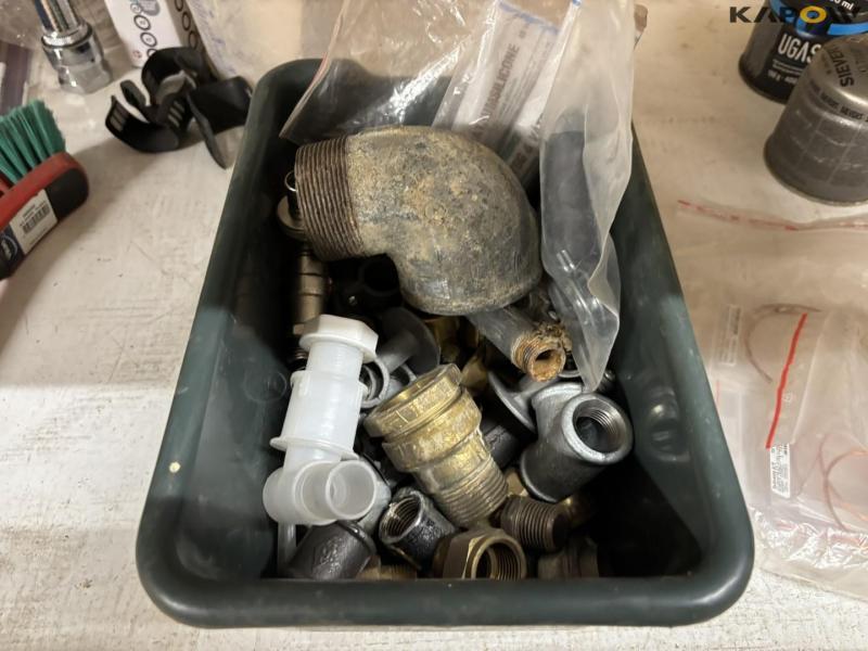 Diverse hjælpematerialer 64