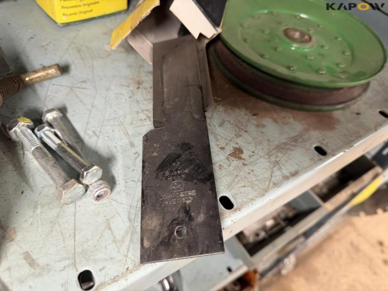 Diverse John Deere/Claas mejetærsker reservedele 20