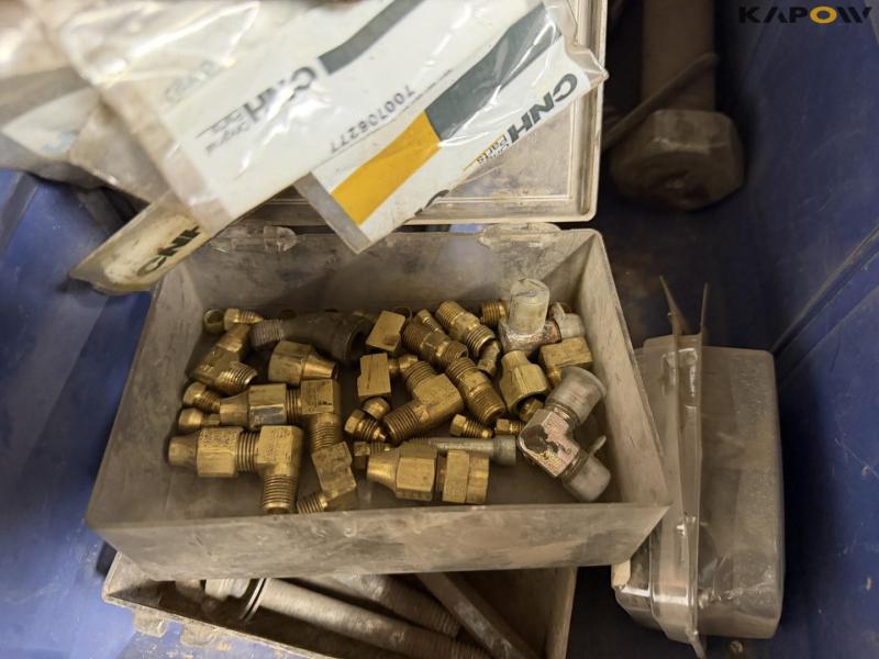 Diverse MF/New Holland presser reservedele 13